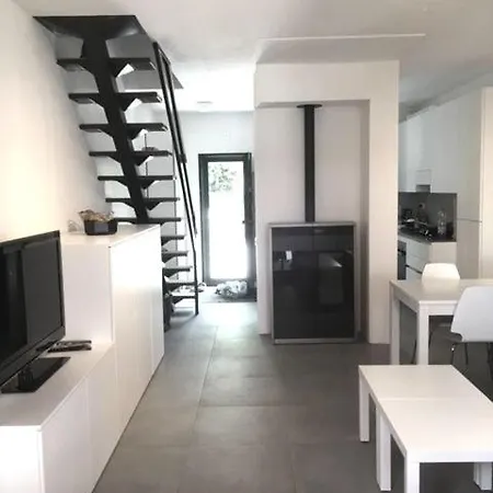 Casa 810 * Caleri